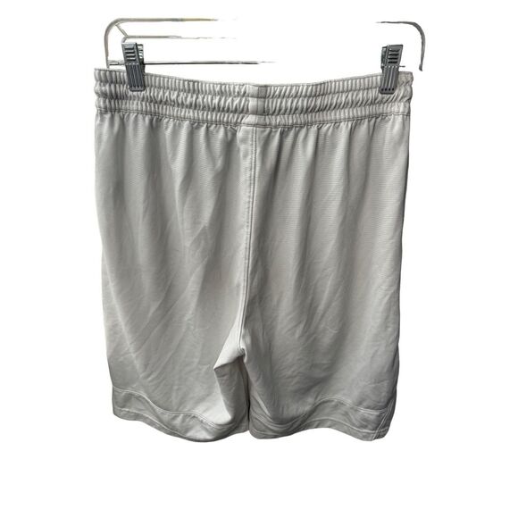 Nike Dri Fit Men’s Size M Medium Athletic Shorts White 11”  Inch Inseam - Picture 2 of 3